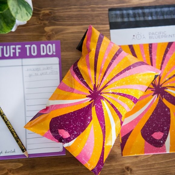 6x9 Rainbow Print Mailers, Pink & Orange Envelopes - Picture 1 of 3